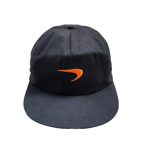 Gorra snapback bordada Newport vintage