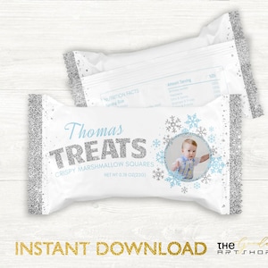 Winter Wonderland Rice Krispies treats, Snowflakes rice treats, Winter Onederland favors, Winter Onederland baby blue silver Krispies treats