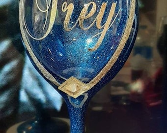 Personalized, Glitter,  Rhinestone, Wine Glasses,Smooth finish, Different color options, handmade barware