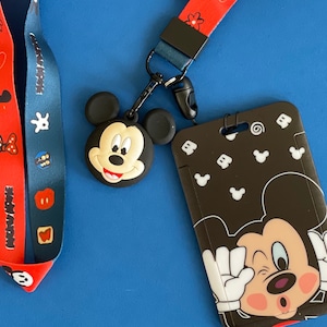 Wink MlCKEY Airtag Lanyard