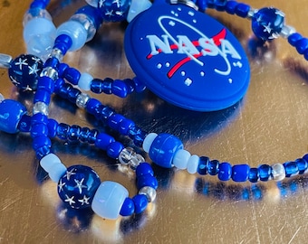 Astronaut - AIRTAG Necklace for Kids (Blue Nasa)