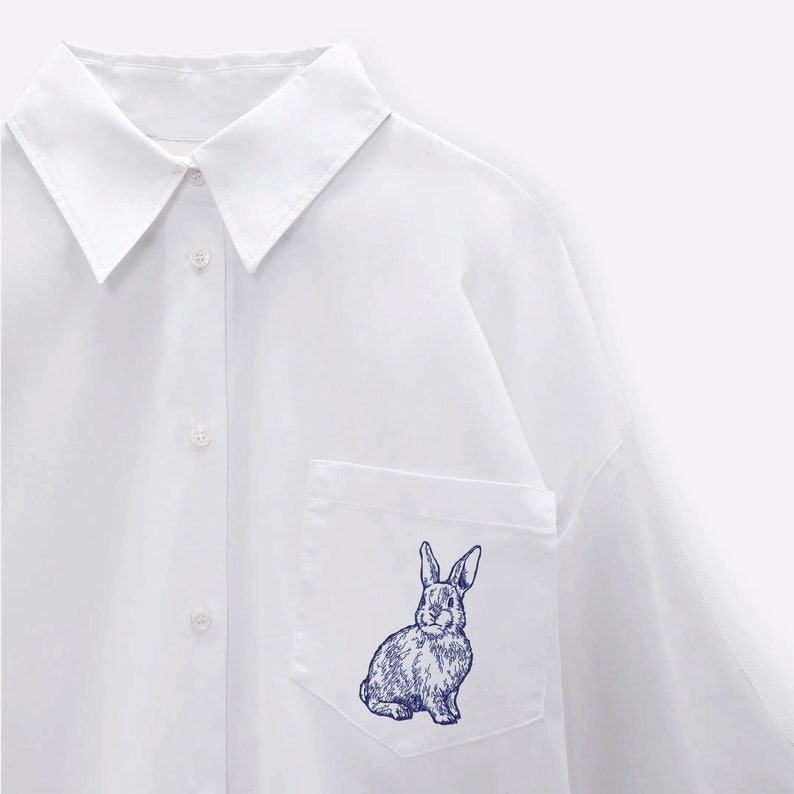 Coniglio per ricamo a macchina Cineserie Lepre blu e bianca Modello coniglietto pasquale primaverile Download istantaneo Zip 8 dimensioni immagine 4
