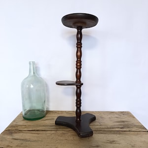 Sockeltisch, Satteltisch, Ende des Sofas, französischer französischer Land-Vintage-Aschenbecher aus Holz, brutalistischer Dudouy-Stil