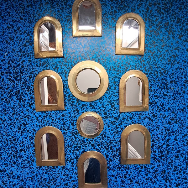 Lot 10 petits miroirs vintage à accrocher au mur