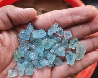 Gorgeous 4\u201d and 2.5\u201d long raw aquamarine chunks and 4 oz. top quality 7 oz