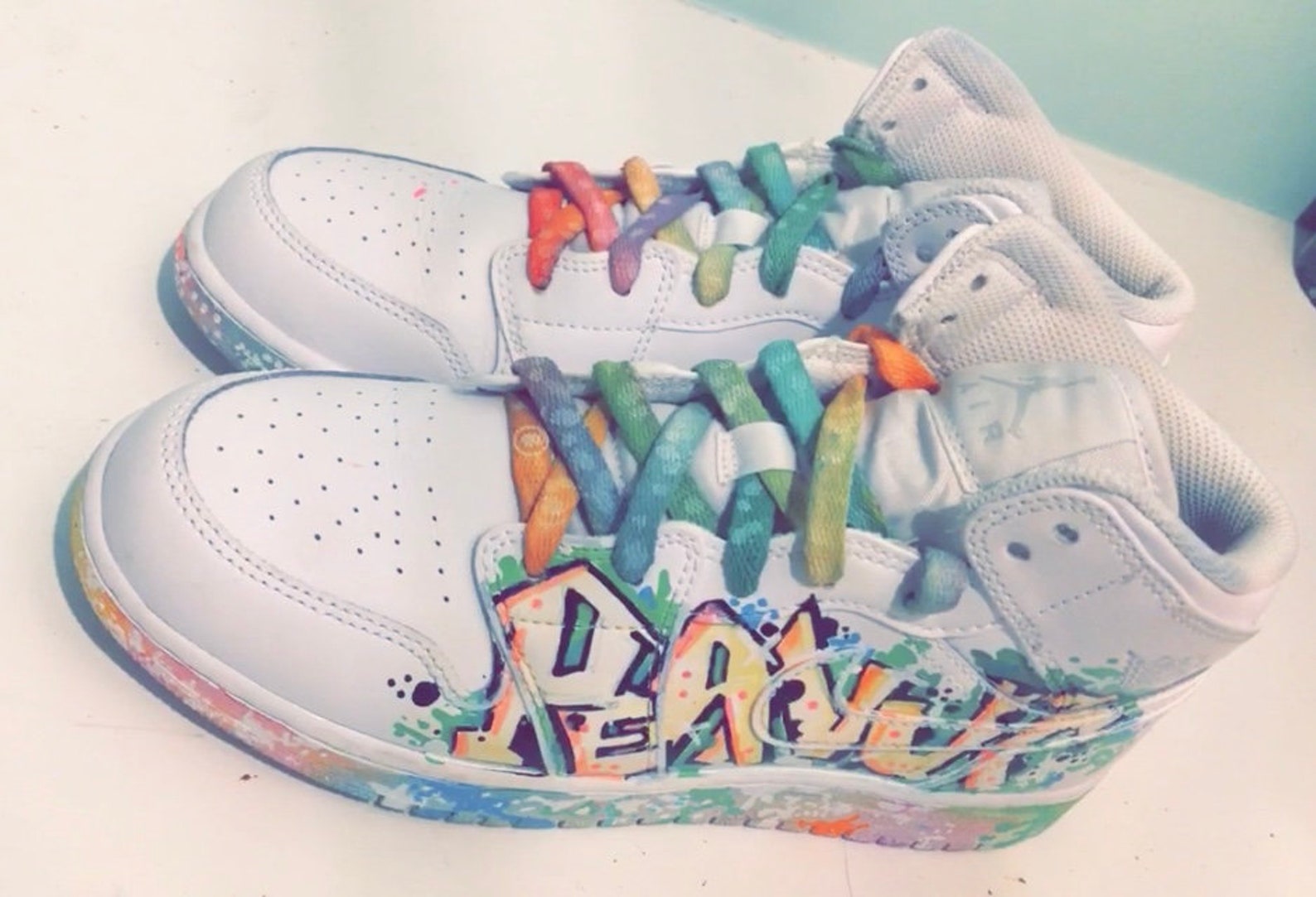 graffiti custom shoes