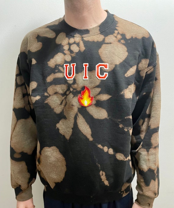 uic crewneck