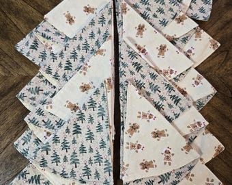 8 Holiday Cloth Napkins +1