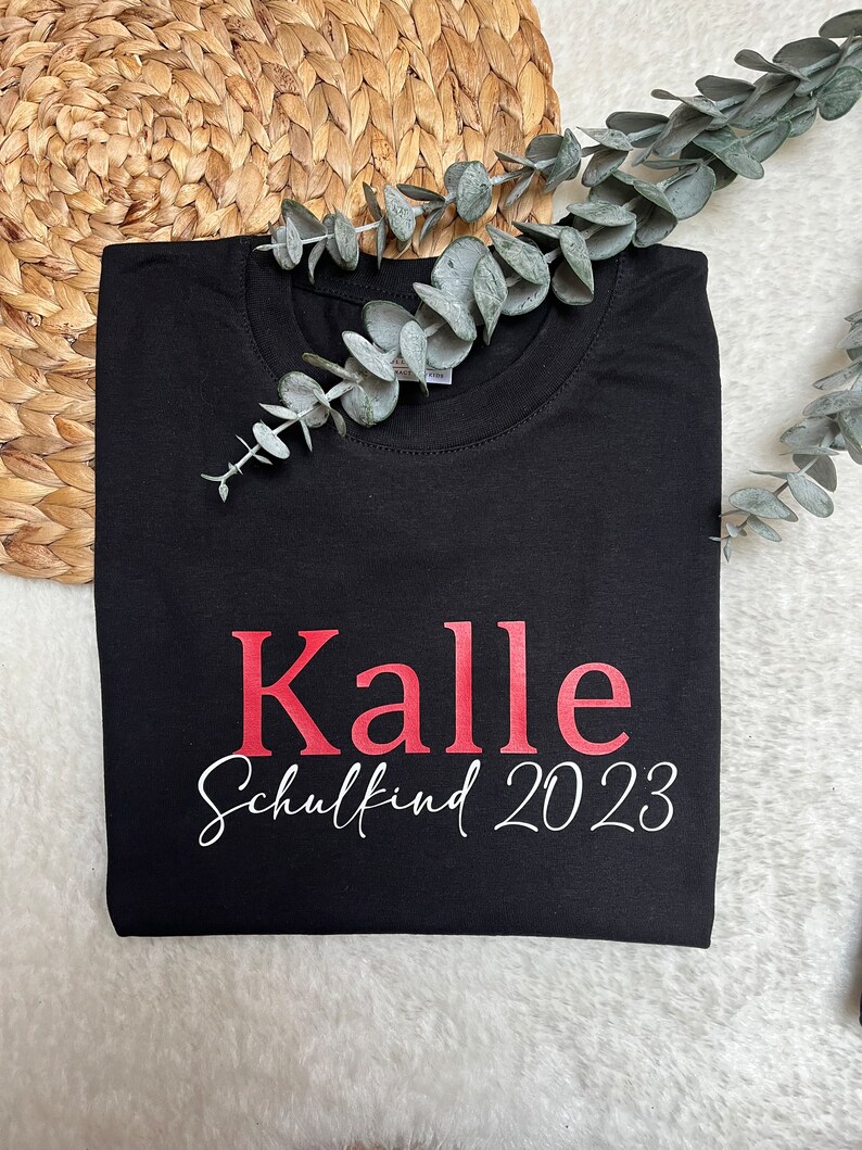 Schulkindshirt personalisiert T-Shirt Schulkind mit Namen Einschulung T-Shirt Bild 2