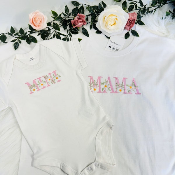 Conjunto de camiseta a juego para madre y mini - Mamá y mini bordadas con diseño de margarita - Elija entre varios colores de prendas