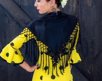 Beautiful Black Pico Shawl with 10 inch knotted Fringe!