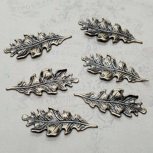 XSmall Brass Oak Leaf Stampings x 6 - 2990S