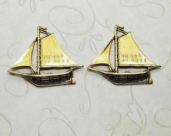 Small Brass Sailboat Stampings x 2 - 5769RAT