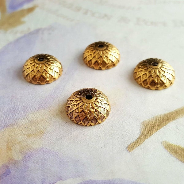 Brass Acorn Bead Caps x 4 - 3907S