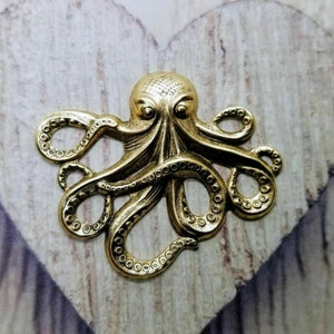 Large Brass Octopus Stamping x 1 - 4920S