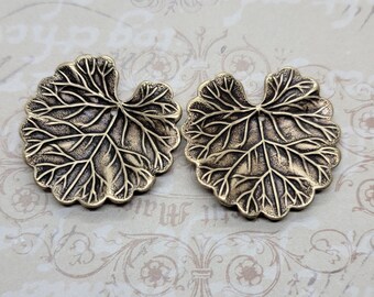 Details about   Small Raw Brass Geranium Leaf Charms 4 RAT3907H 