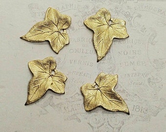 Small Brass Ivy Leaf Stampings With Hole x 4 - 6669HRAT