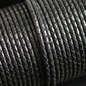 Black Leather Cord, Round Leather Cord, Round Bolo Braided Leather Cord 4mm, Top Quality braided Leather for Jewelry Making, 17810 / 1 Yard