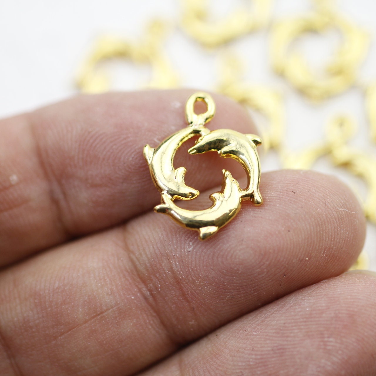 カタカムナ  フトマニ  チャーム 5 Honeycomb Charms 37mm Wholesale Gold Plated Beehive