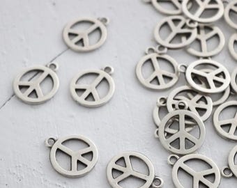 10 Antique Silver Plated Peace Charms, Jewelry Supplies, ZM95 AS