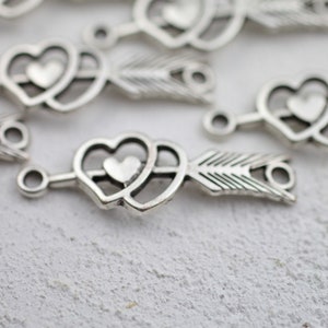 10 Love Verbinder Charms, Sterling Versilbert, Antik Silber Ton, Schmuckzubehör für Großhandelspreis ZM536 AS