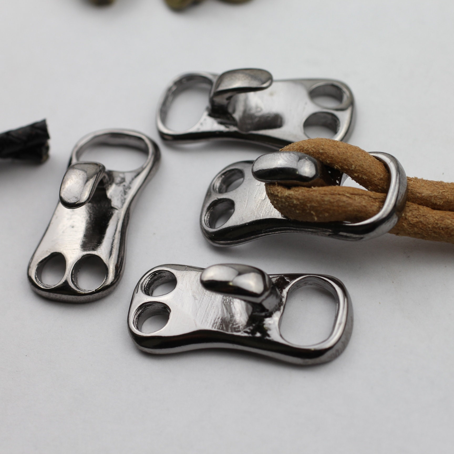 5 Gunmetal Bracelet Clasps, Hook Bracelet Clasps, Zamak Clasp, Leather Bracelet Making Supplies, Wholesale Bracelet Clasp, Zm214jh - Etsy 5 Gunmetal Bracelet Clasps, Hook Bracelet Clasps, Zamak Clasp, Leather Bracelet Making Supplies, Wholesale Bracelet Clasp, Zm214jh - Etsy