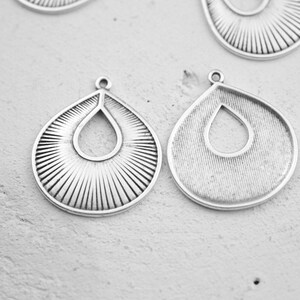 5 Silver Charms Pendant, Ethnic Pendant, Drop Charms, Antique Silver Bohemian Charms, Charms for Earrings, Jewellery Making, ZM529 AS