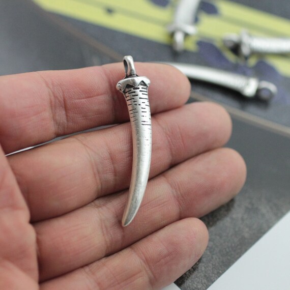 5 Horn Charm, Silver Horn Pendant, Tooth Pendant, Tusk