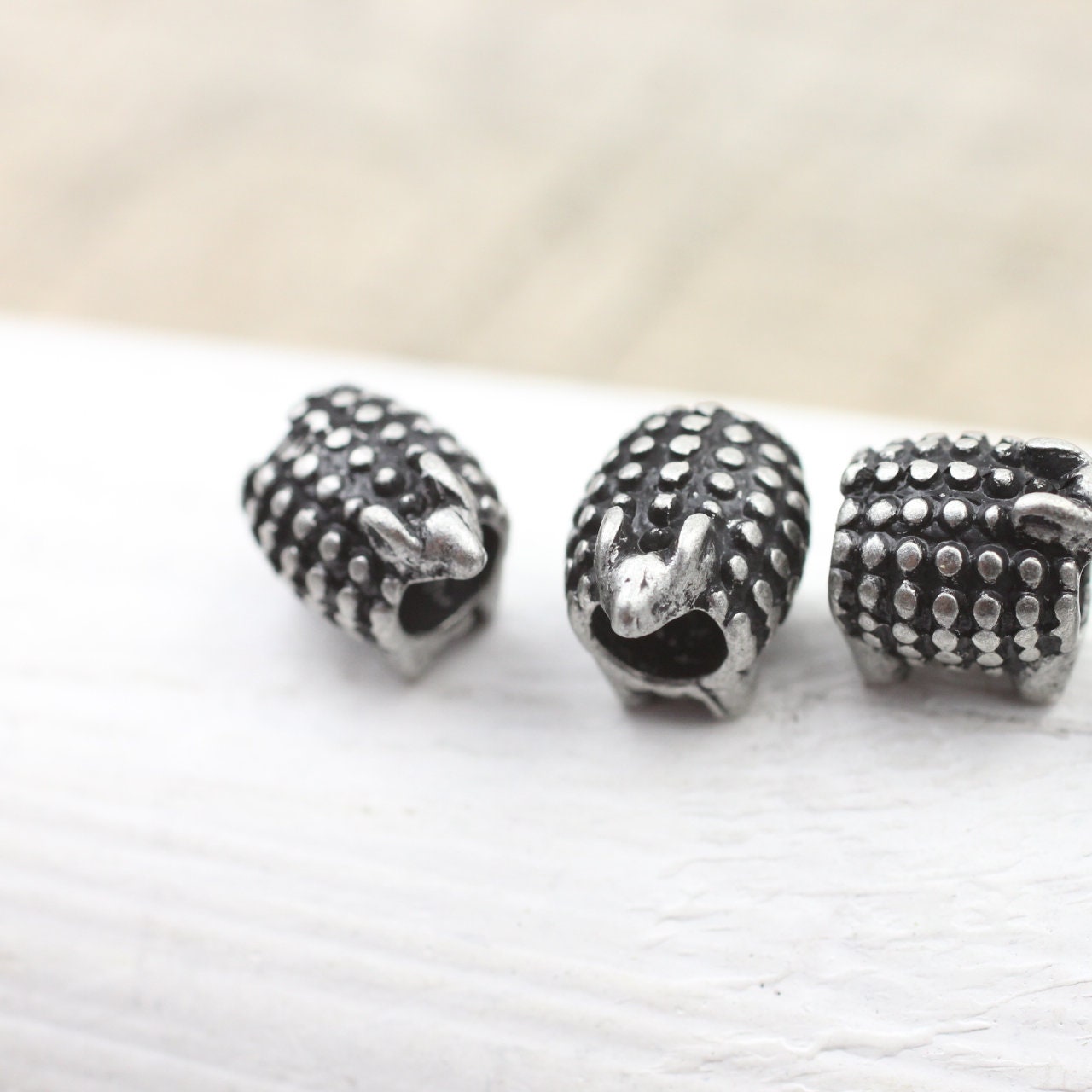 アクセサリー sheep 10 Sheep Beads, Silver Beads, Sheep Charms, Jewelry Findings