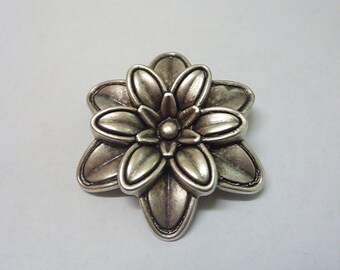 Silver Flower Pendant, Hammerad Pendant, Boho Pendant, Jewelry Making, P31