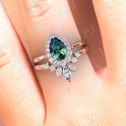 Vintage Pear Cut Teal Sapphire Wedding Ring Set 14k shops Gold Green Blue Sapphire Engagement Ring Set Art Deco Color Changing Sapphire Ring Set
