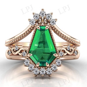Vintage Coffin Shaped Emerald Engagement Ring Set For Women 14k Rose Gold Emerald Wedding Ring Set Art Deco Anniversary Ring Set