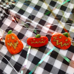 Pumpkin Clay pins - Glow in the dark