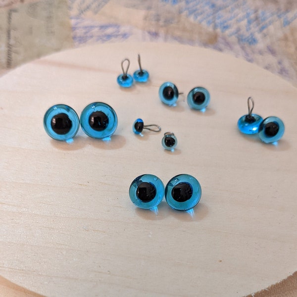 1 pair of blue glass eyes 4 to 9 mm with loop. Eyes for doll, teddy bears, knitted toy, amigurumi.