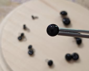 2 pairs of black glass eyes with loops from 6 to 11 mm. Eyes for dolls, teddy bears, knitted toy and amigurumi.