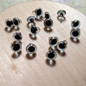 1 pair of gray glass eyes from 4 to 10 mm. Glass eyes with loops for doll, teddy bears, knitted toys and amigurumi