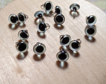 1 pair of gray glass eyes from 4 to 10 mm. Glass eyes with loops for doll, teddy bears, knitted toys and amigurumi