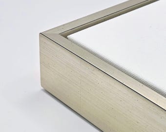 Marco flotante plateado metalizado / Presentación moderna en lienzo para galería, 1,5"