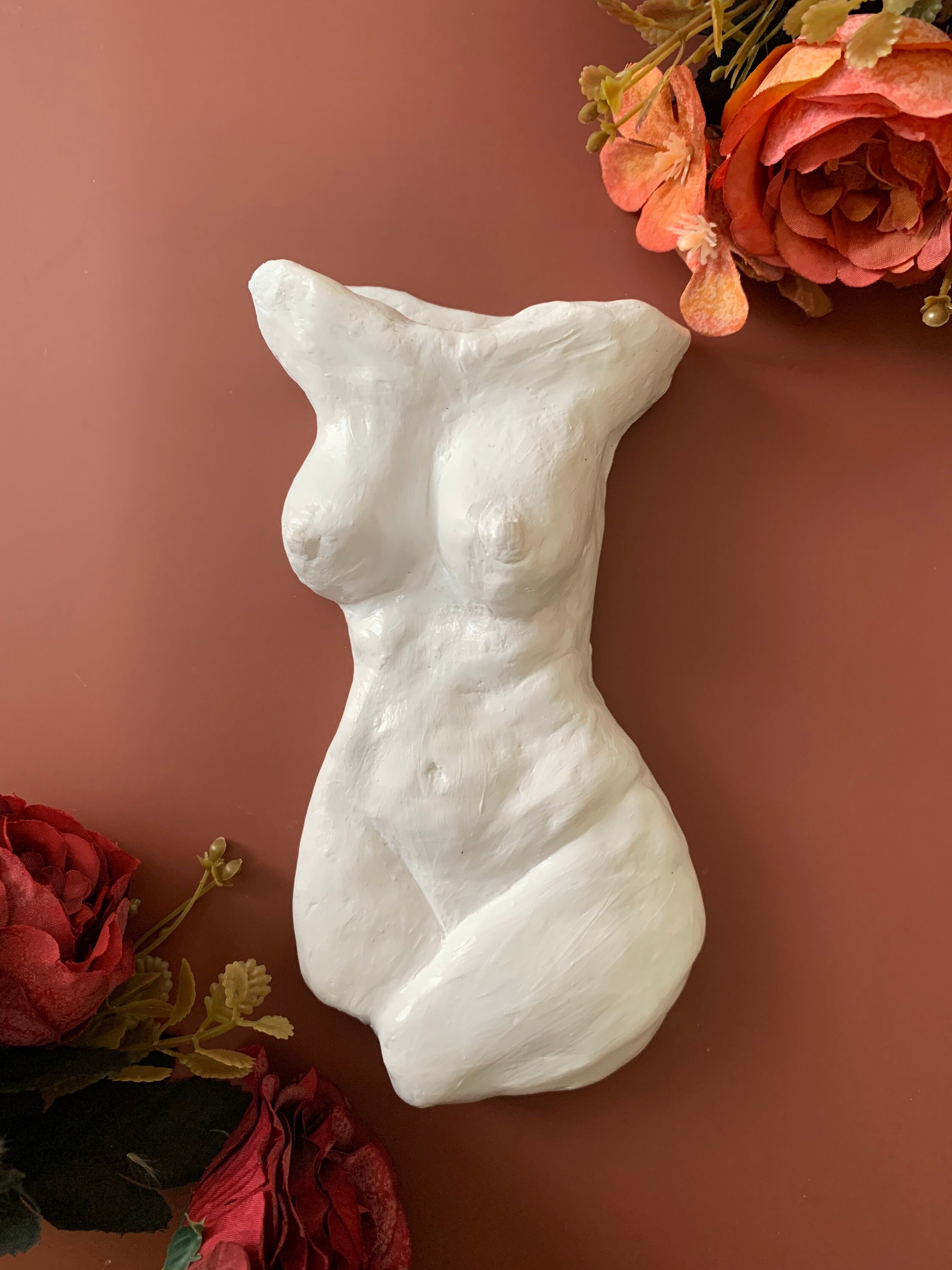 Vase Mural en Argile Corps Femme, Body Vase, Decoration Murale, Vase Céramique, Fleurs Séchées, Plan