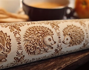 Hedgehogs -  animals rolling pins, cookie rolling pins, decorative rolling pins, engraved rolling pins, wooden rolling pins, baking design