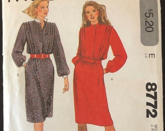 McCall's 8772 - Misses' Dress and Belt - Size 12 - Factory Folded