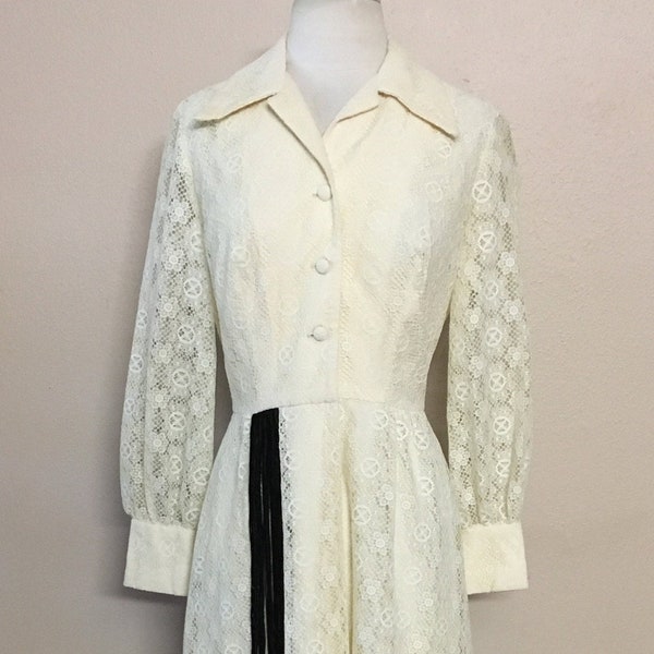 Vintage Collared Button Up Ivory Cream Floral Lace Patterned 1960's Maxi Hippie Dress Velvet Bead Long Sleeve