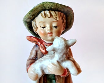 Vintage Goebel M.I.Hummel Porcelain Collectible Figurine The Lost Sheep TMK 3 68/0 5.5" Incised Wide Crown WG Mark Excellent Condition