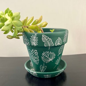 Customizable Hand Painted Terracotta Pot - Silver Foliage - Matching Tray