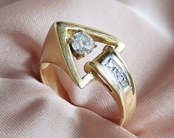 Vintage 18 ct Gold 0.25 ct Diamond Ring Brilliant 4 g Large Arrow Shaped Engagement Ring Diamond Gold Wedding Ring UK Size P US Size 8