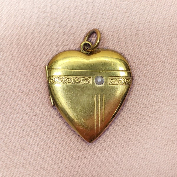 Antique Art Nouveau Heart Locket Pendant Jugendstil Seed Pearl Gold Filled Heart Shape Double Photo Locket Gift for Her Gift for Mom c. 1900