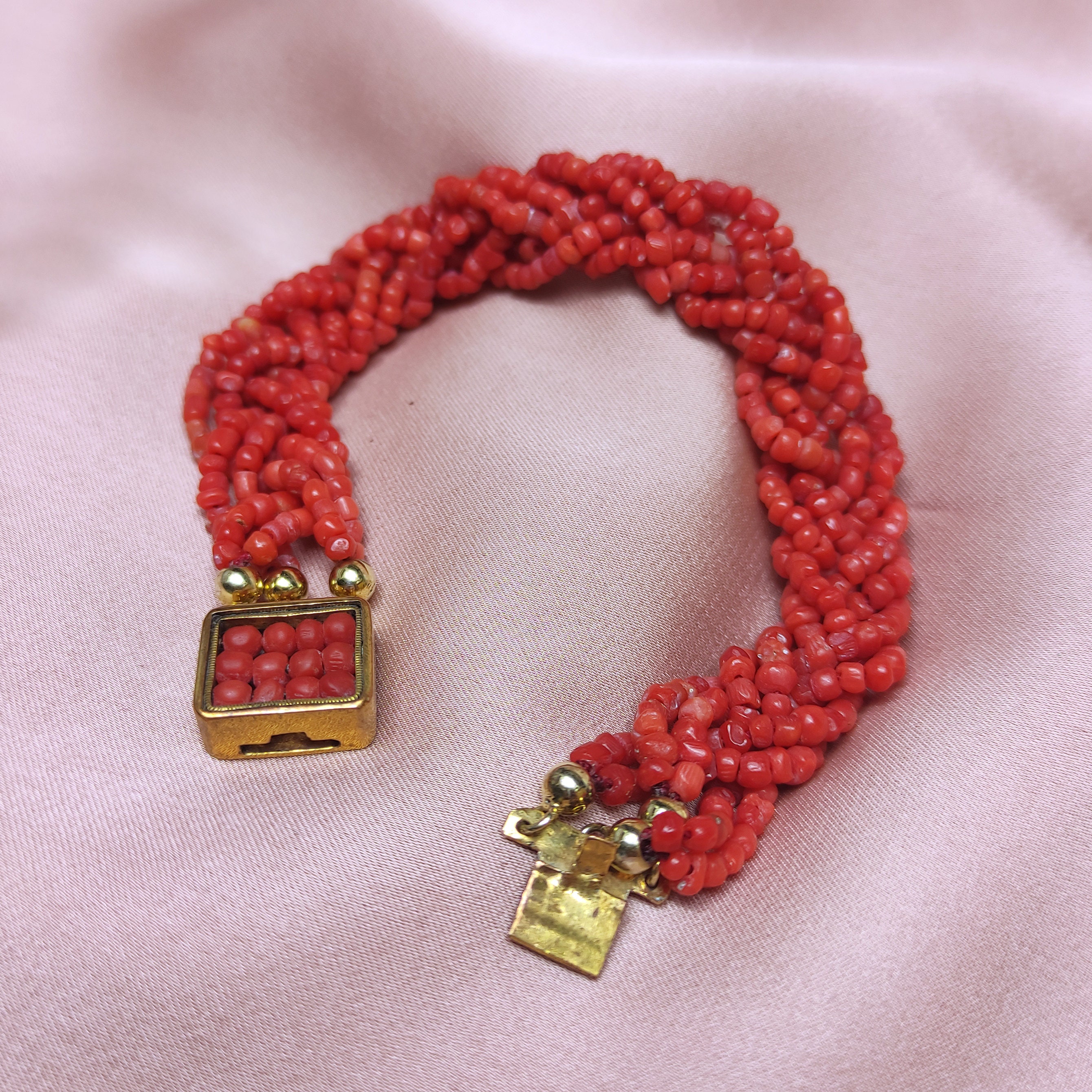 Antique Red Coral 14 Karat Gold Children Bracelet | Heztia