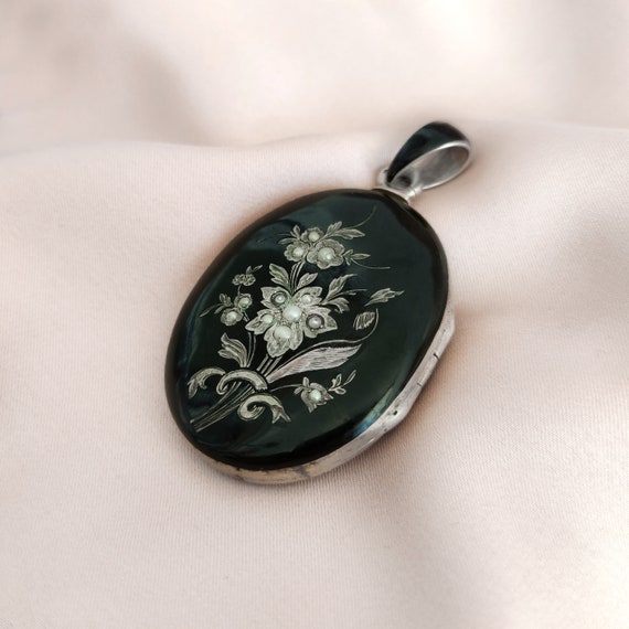 Antique Victorian Black Enamel Locket Seed Pearls… - image 6