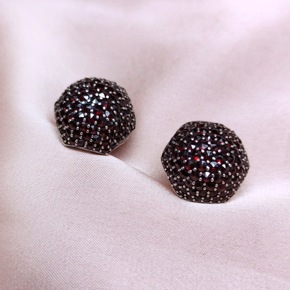 Sensual Garnet Raspberry Earrings Rose Gold Gilded 900 Silver Domed Octagonal Geometric Stud Earrings French Clip Omega Back