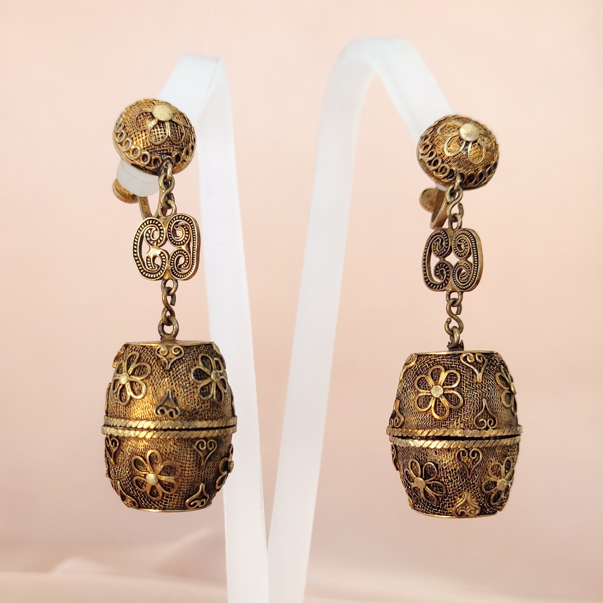 Antic piece gold earrings best sale